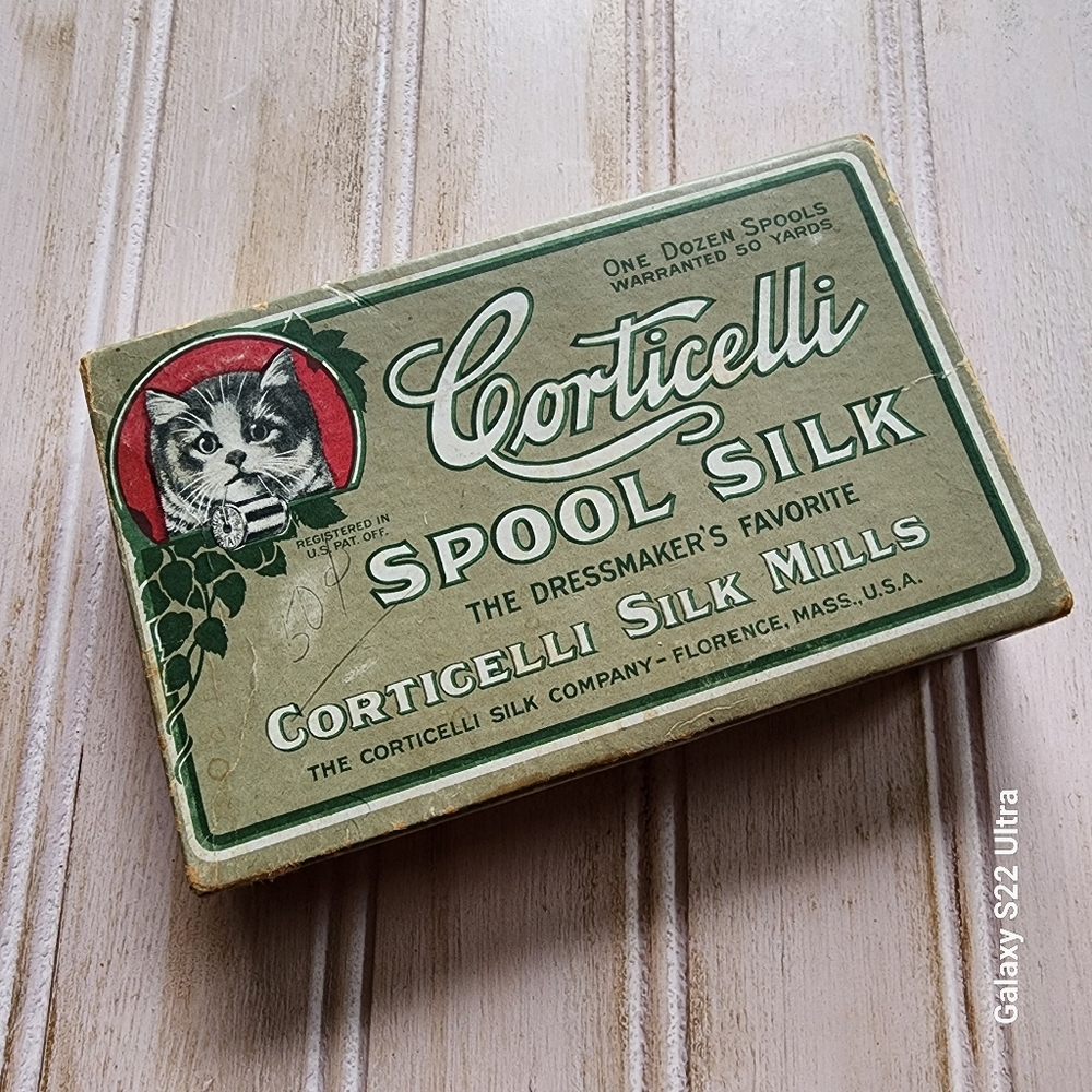 Antique Cortecelli Silk Company Empty Box for One Dozen Spools